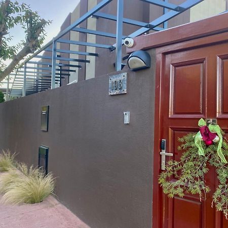 Eze Inn Boutique Hotel Ezeiza Exterior photo